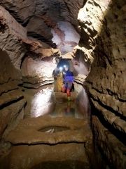 Spéléologie en Ardèche - Grotte de Remène